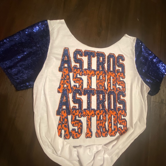 Fun sequin sleeves tees ! - Picture 2 of 2